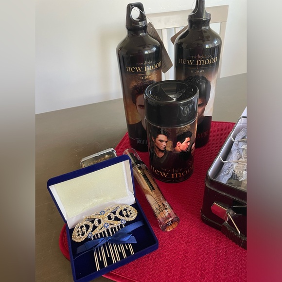 Twilight Memorabilia Pack - Picture 2 of 3